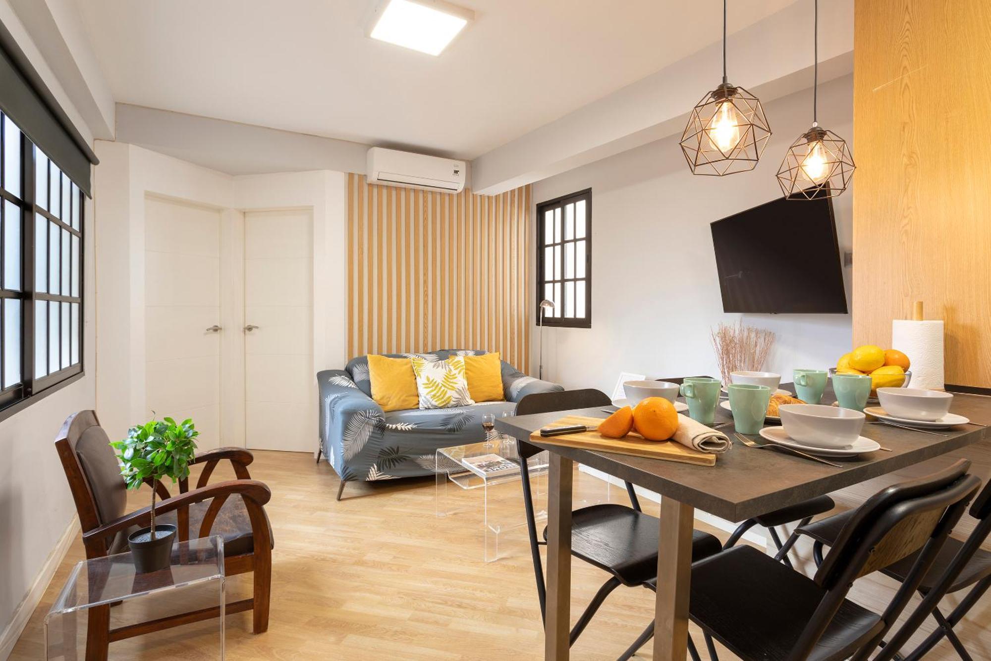 Coqueto Apartamento Junto A Calle Larios By Rent Me Malaga Exterior photo
