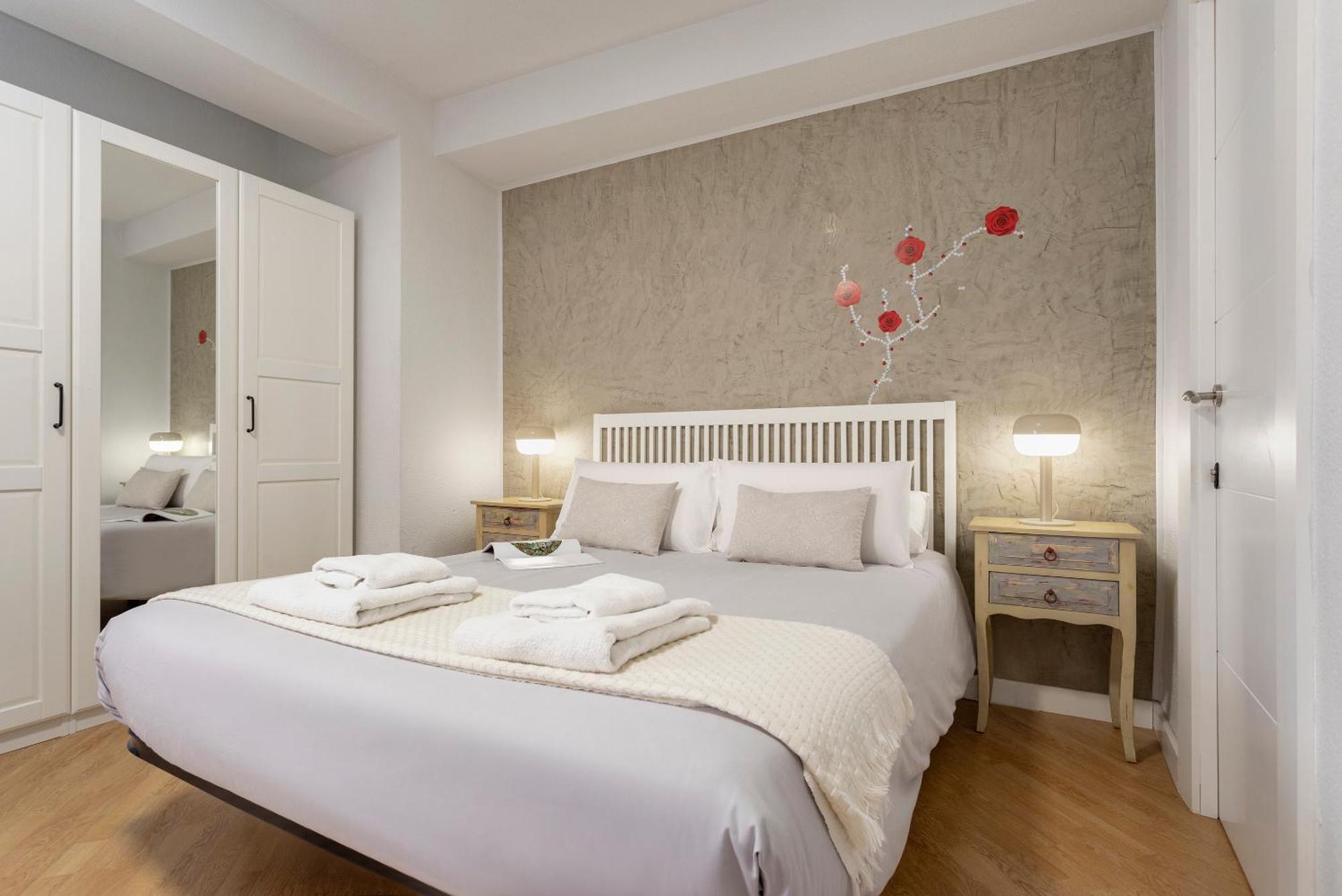 Coqueto Apartamento Junto A Calle Larios By Rent Me Malaga Exterior photo