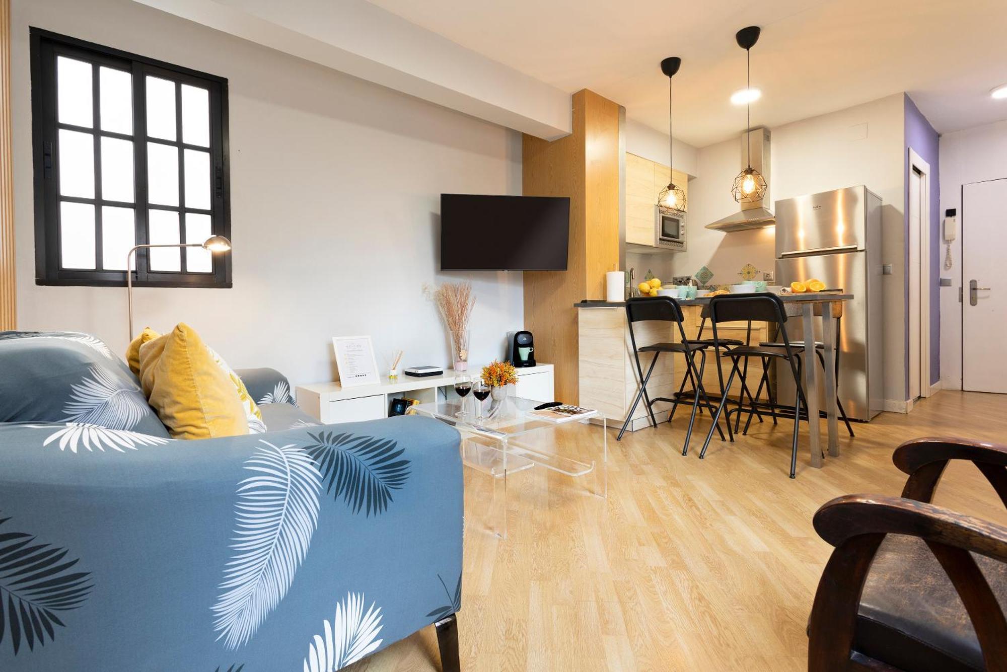 Coqueto Apartamento Junto A Calle Larios By Rent Me Malaga Exterior photo